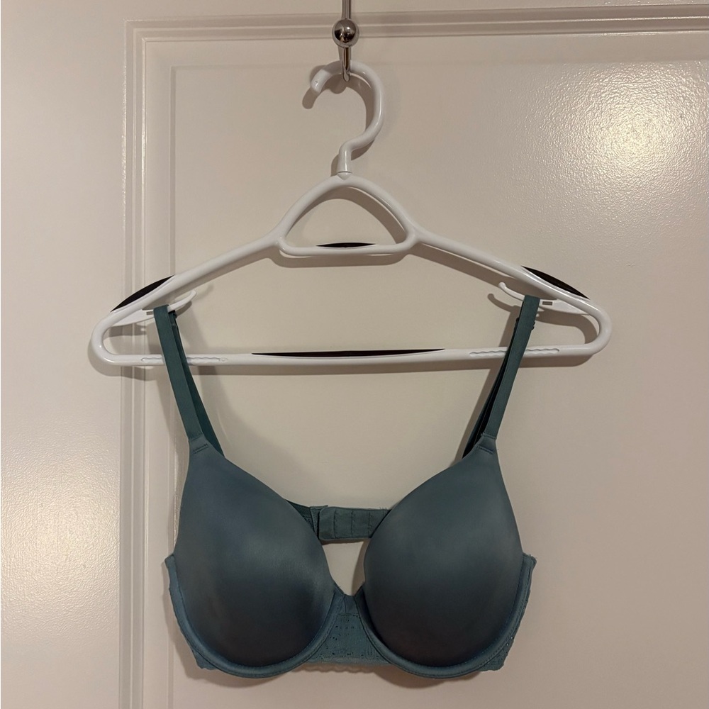 b.Tempted Bra, 32DD
